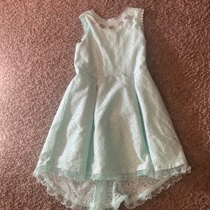 Girls dress